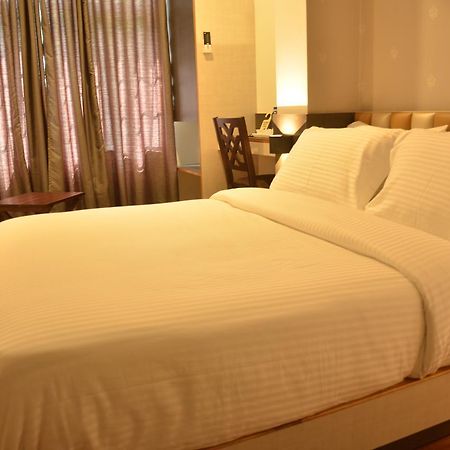 Hotel Aura Shillong Luaran gambar